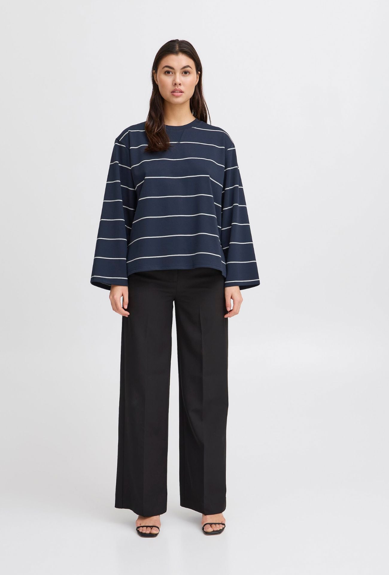 KALA STRIPE LONG SLEEVE (NAVY) Sweater ICHI 