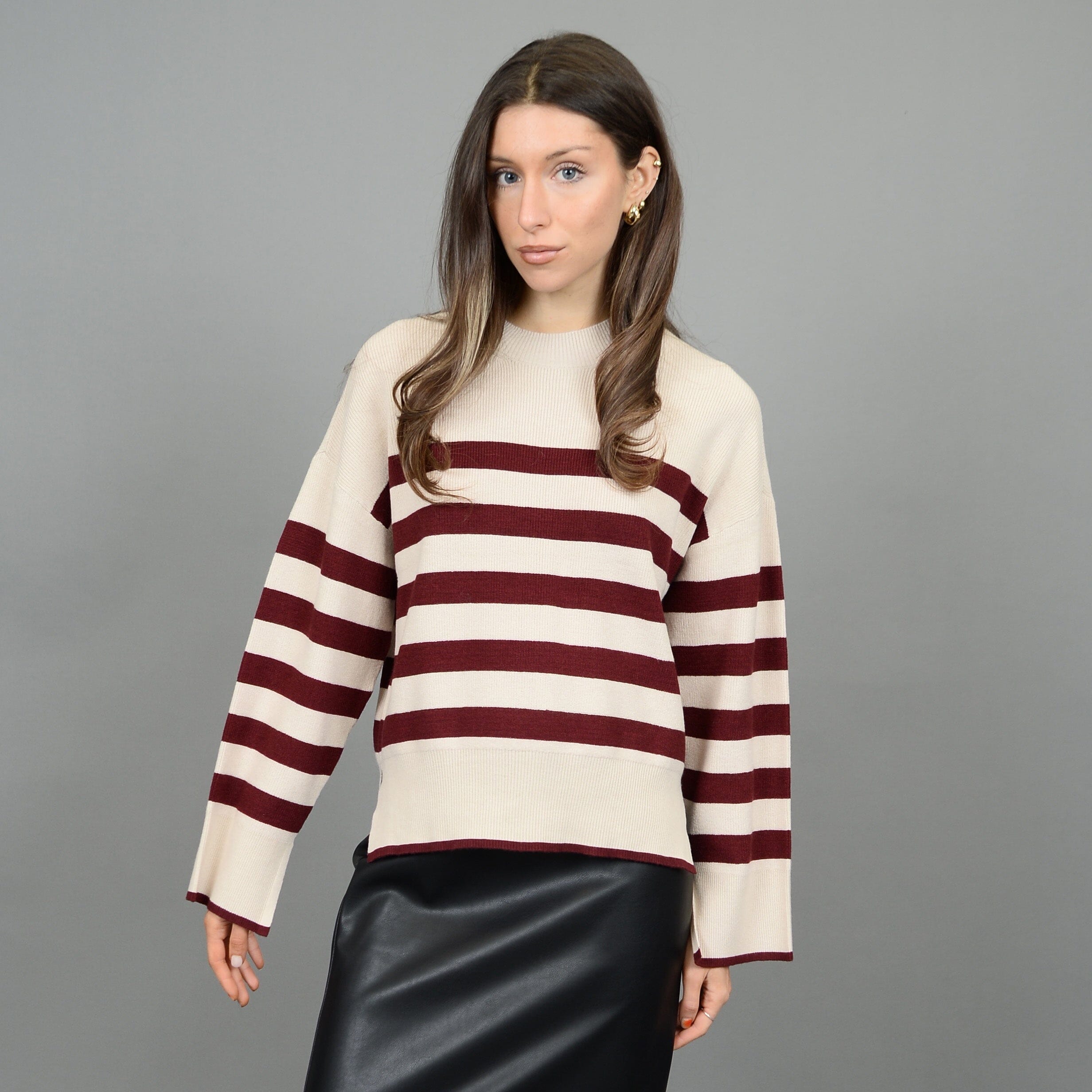 LIGHTWEIGHT STRIPE CREWNECK SWEATER (CREAM AND BURGUNDY) Sweater RD STYLE 