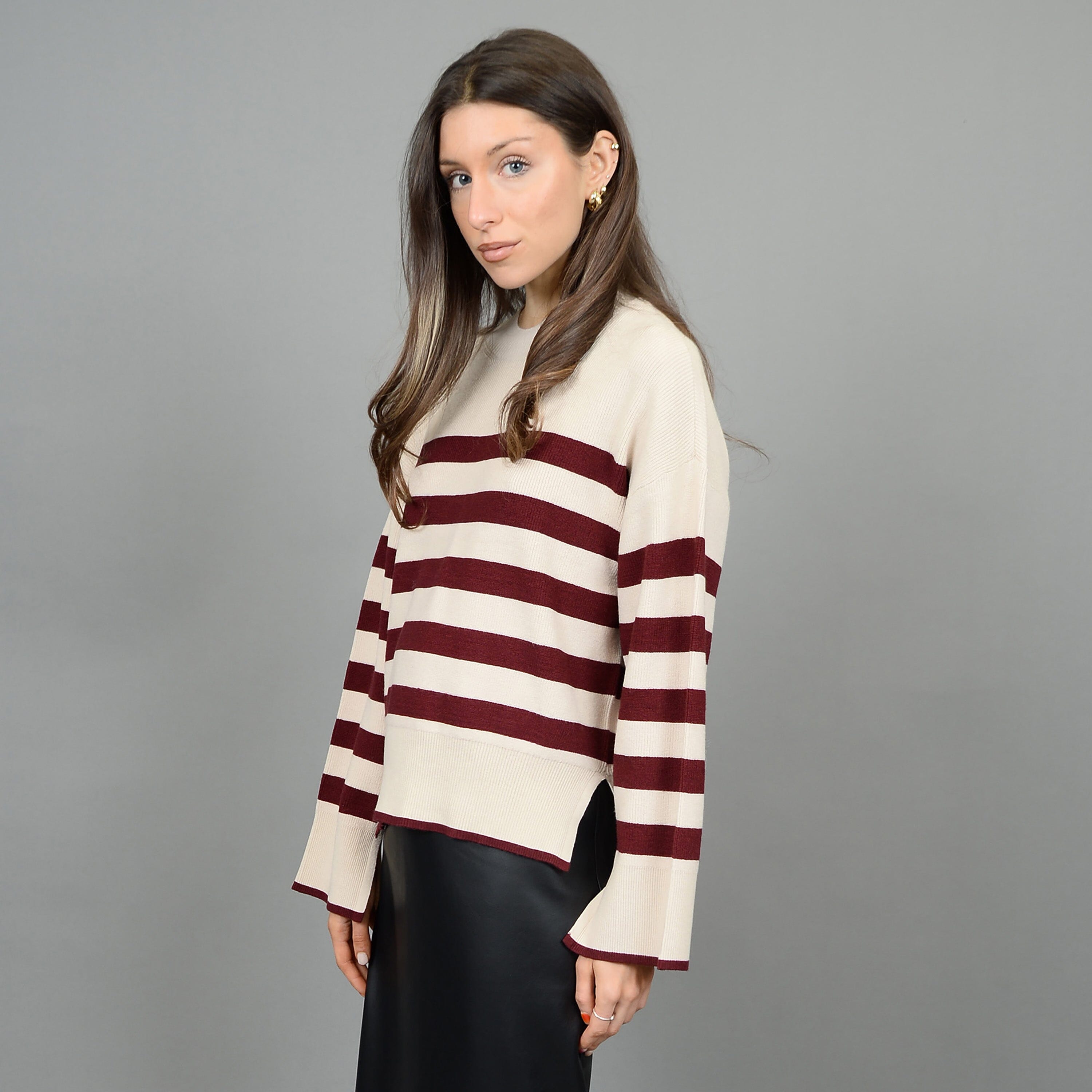 LIGHTWEIGHT STRIPE CREWNECK SWEATER (CREAM AND BURGUNDY) Sweater RD STYLE 