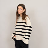 LIGHTWEIGHT STRIPE CREWNECK SWEATER (WHITE AND BLACK) Sweater RD STYLE 