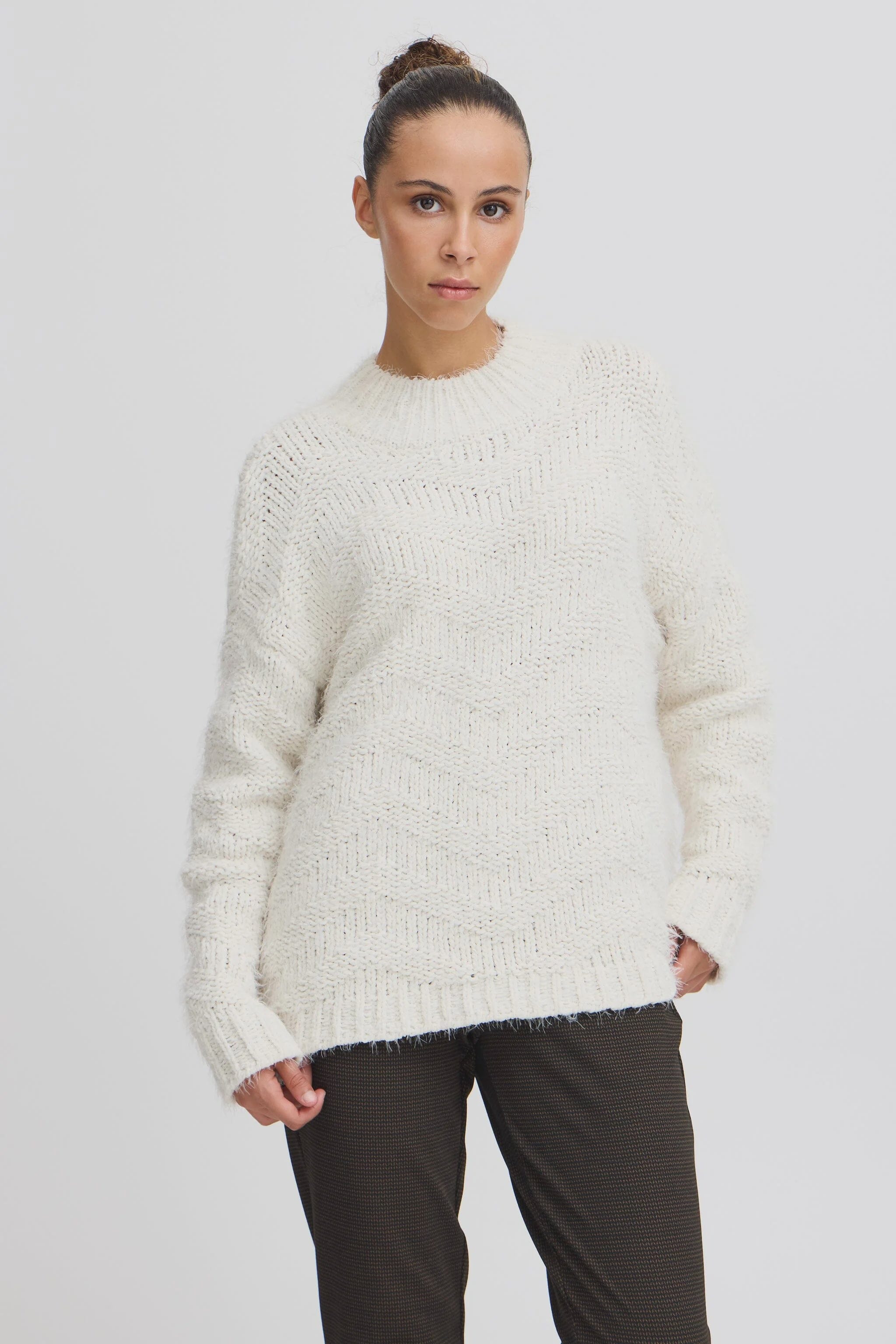 FUZZY CREAM KNIT SWEATER Sweater ICHI 