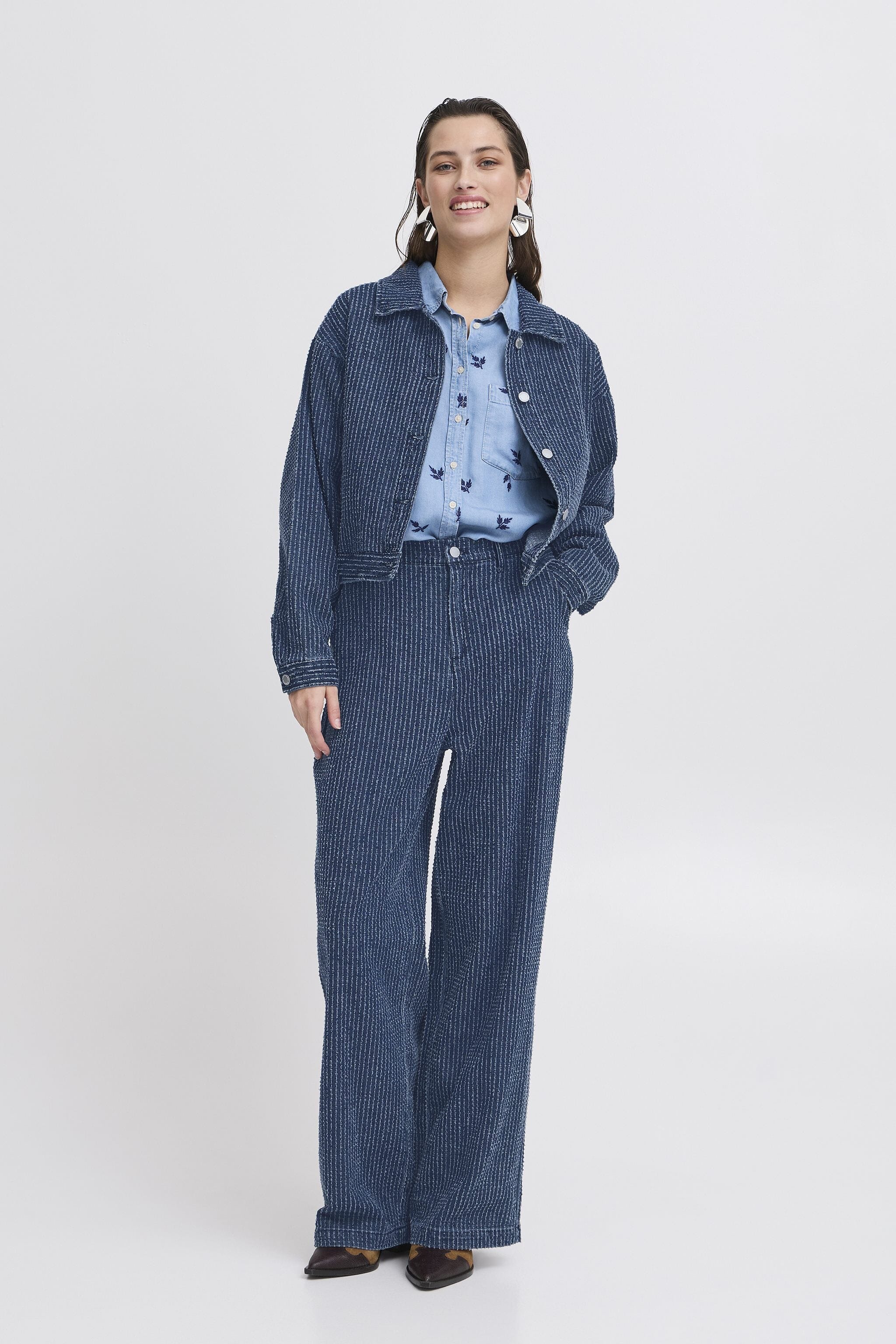 TEXTURED DENIM TROUSERS PANT B YOUNG 