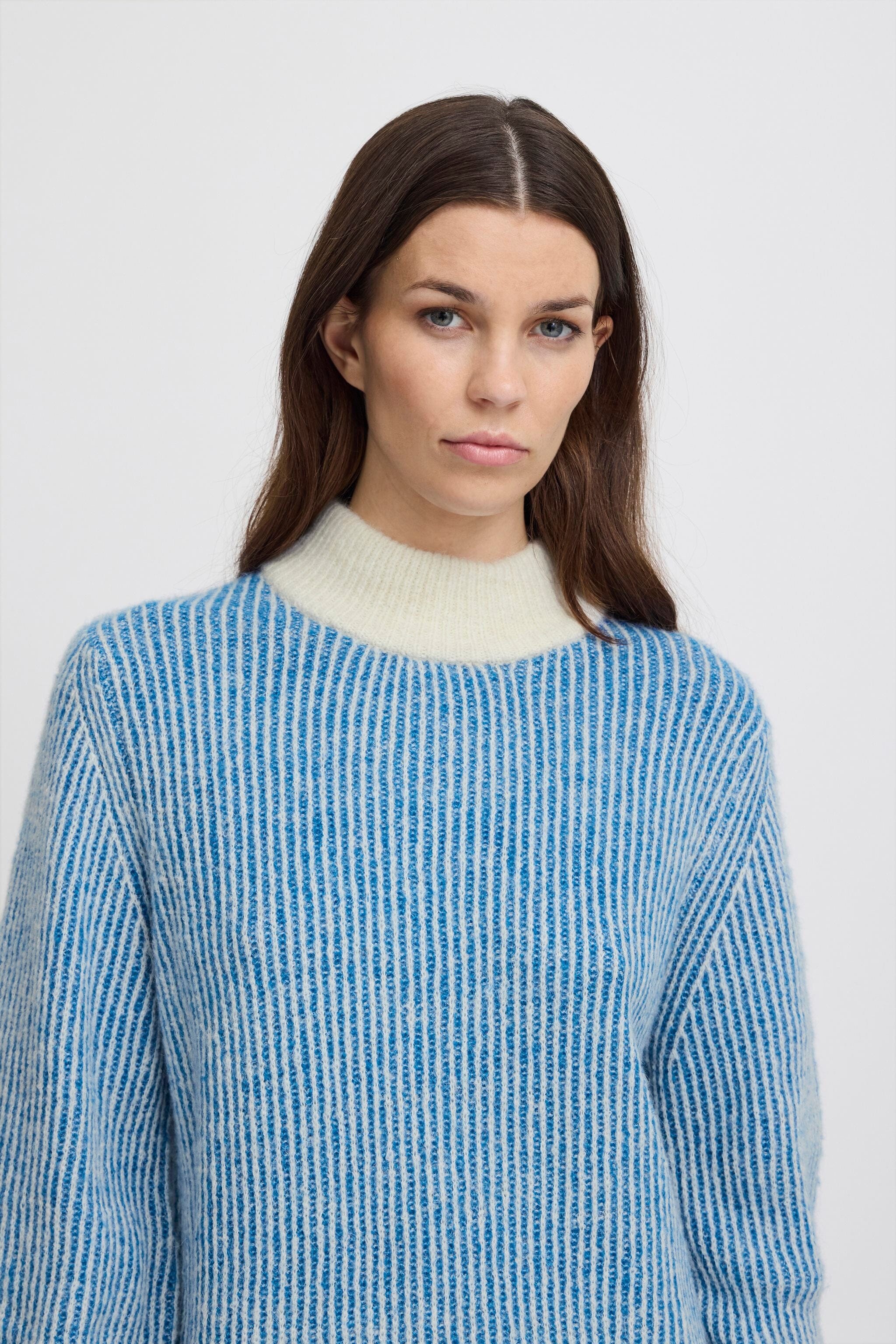 RELAXED FIT FUZZY BLUE SWEATER Sweater ICHI 