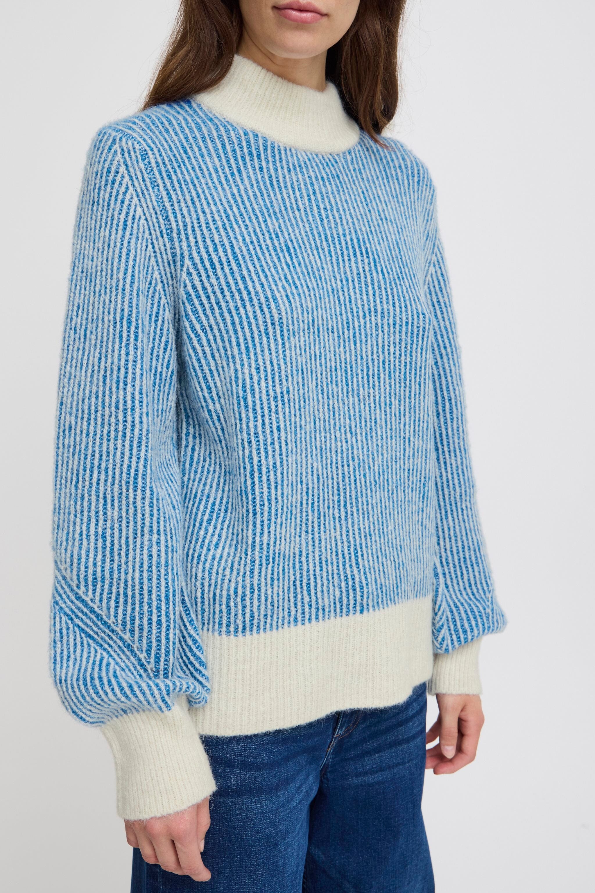 RELAXED FIT FUZZY BLUE SWEATER Sweater ICHI 