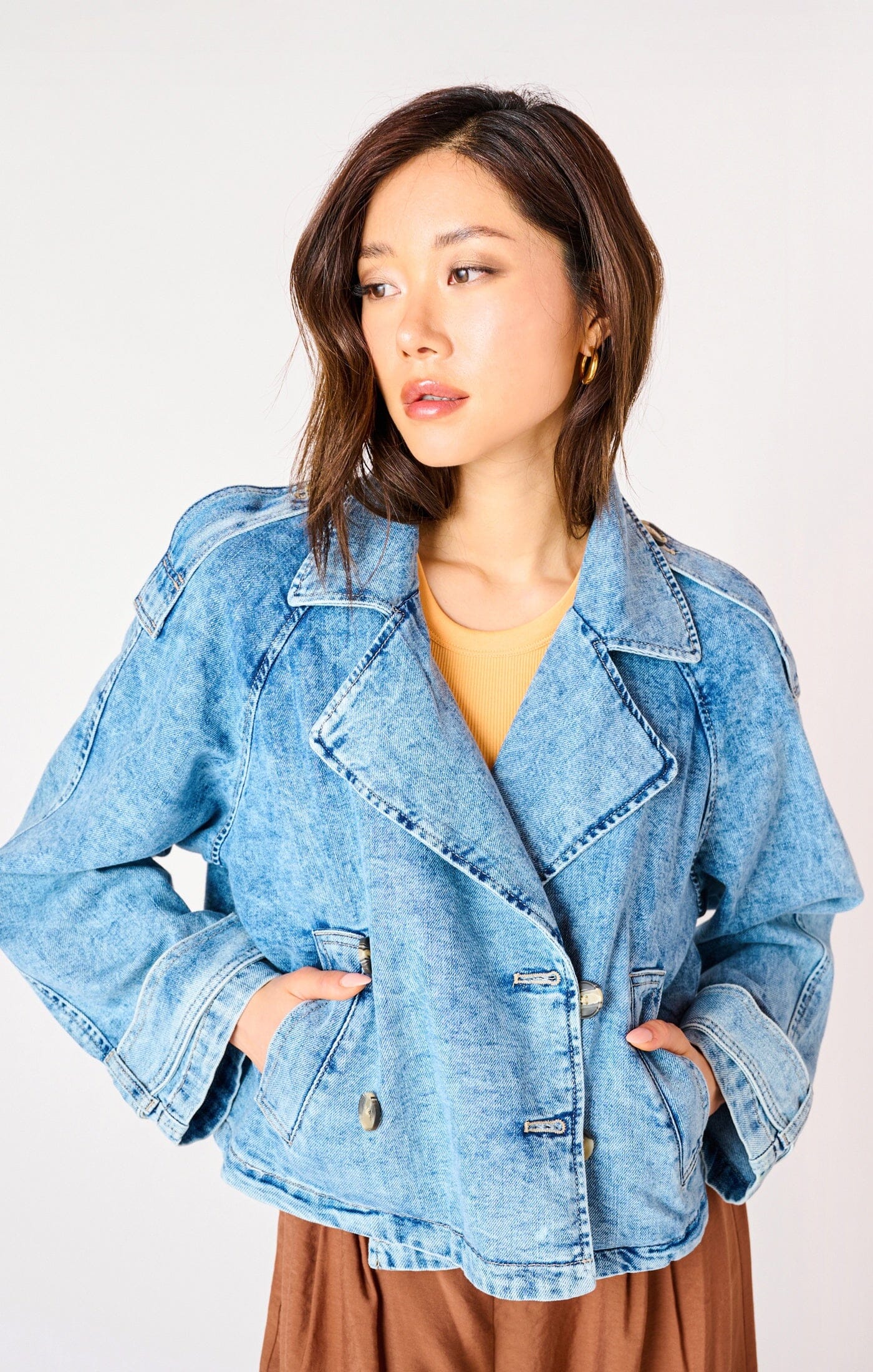 LIGHT WASH DENIM JACKET Jacket Dex 