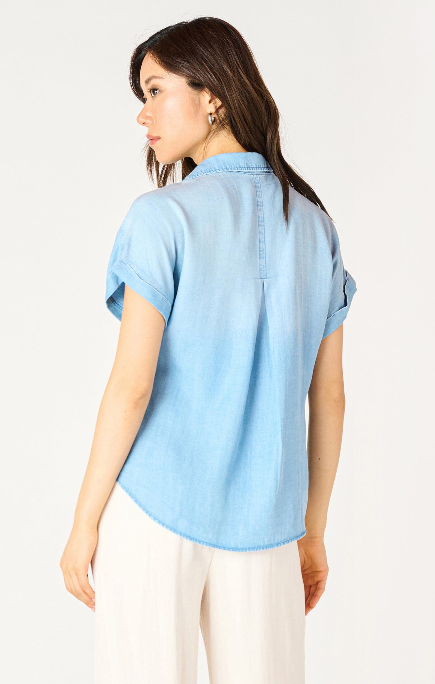 SHORT SLEEVE LIGHT CHAMBRAY SHIRT Top Dex 